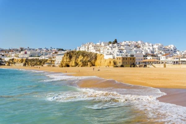 Le Portugal en train et l'Algarve